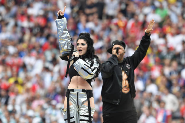 例如托比 例如托比